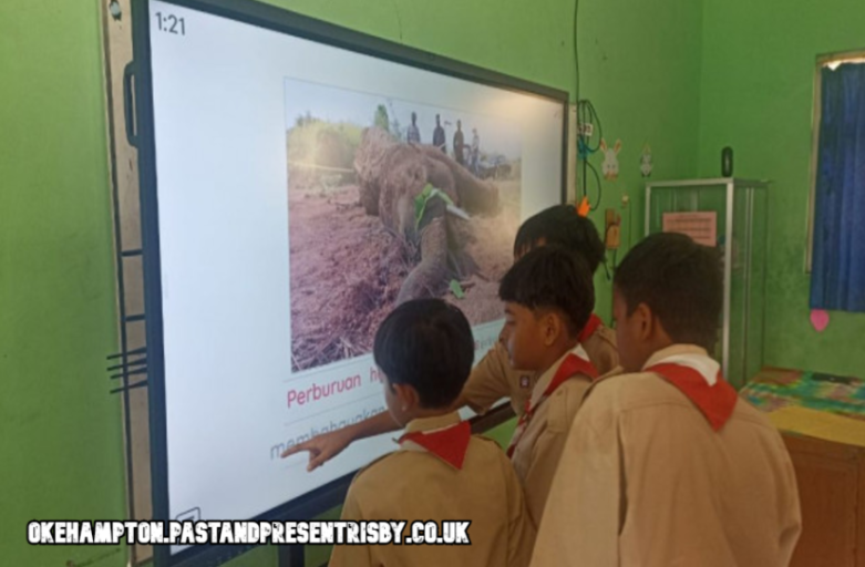 Smartboard Masuk di SD Banyumas